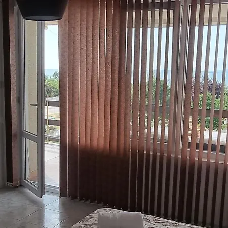 Polonia - Kemni Къща за гости 4*