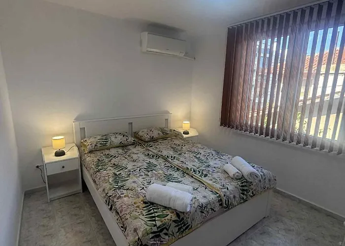 招待所 Polonia - Kemni 布尔加斯