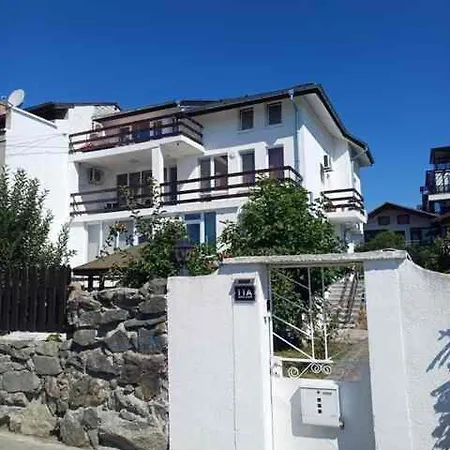 Guest house Polonia - Kemni